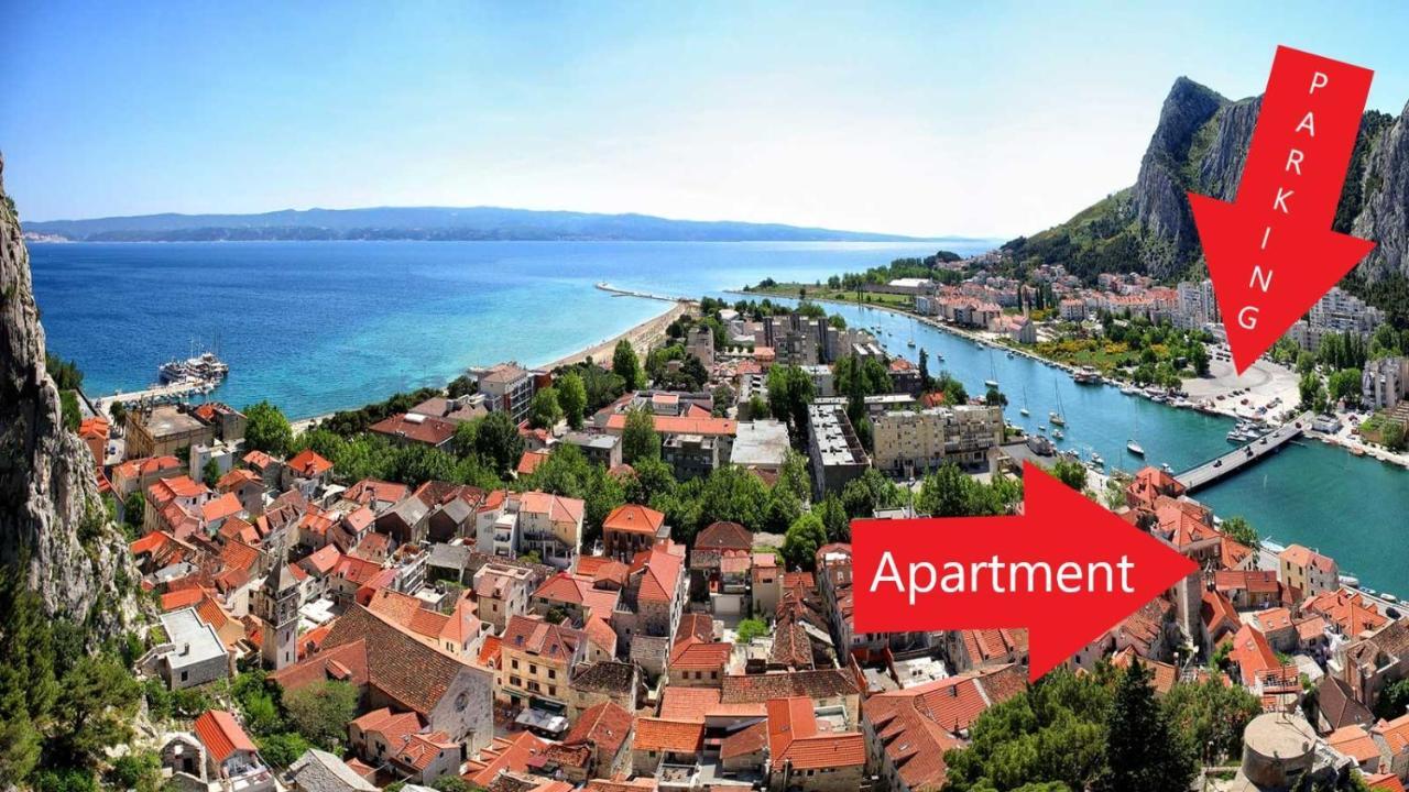 Central Alley Omiš Buitenkant foto